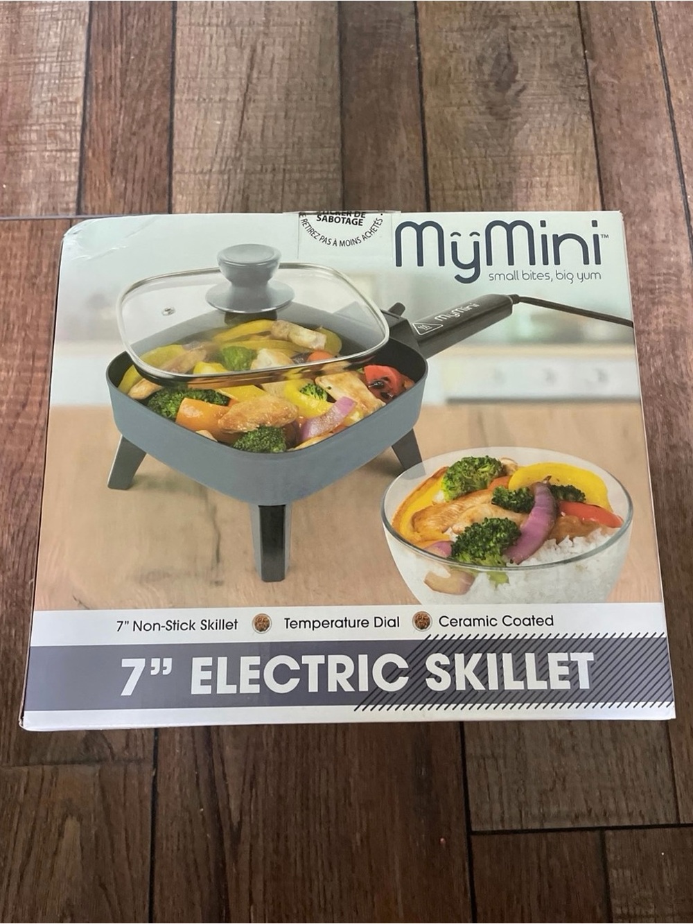 & Other Stories MyMini Electric Skillet in Gray with Glass Lid